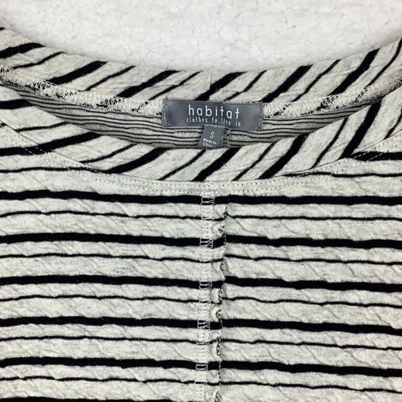 Habitat Women’s Size Small 3/4 Sleeve Popover Shirt. - Picture 2 of 10